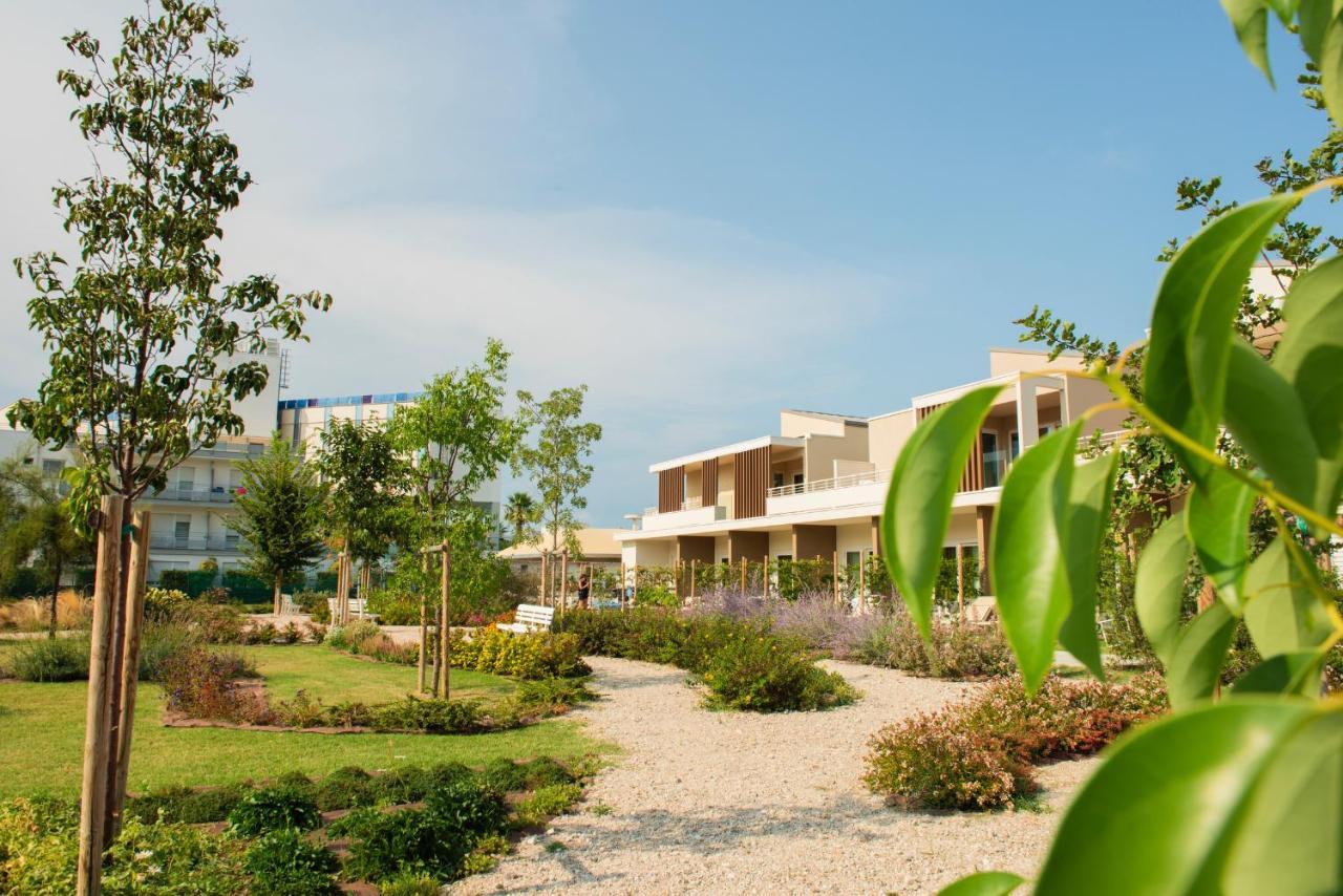 Seapark Spa Resort 길라노바리도 외부 사진