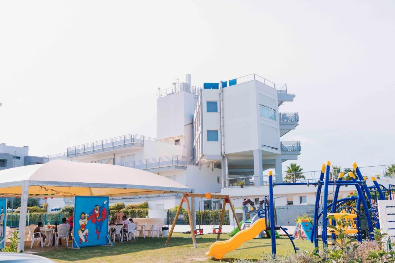 Seapark Spa Resort 길라노바리도 외부 사진
