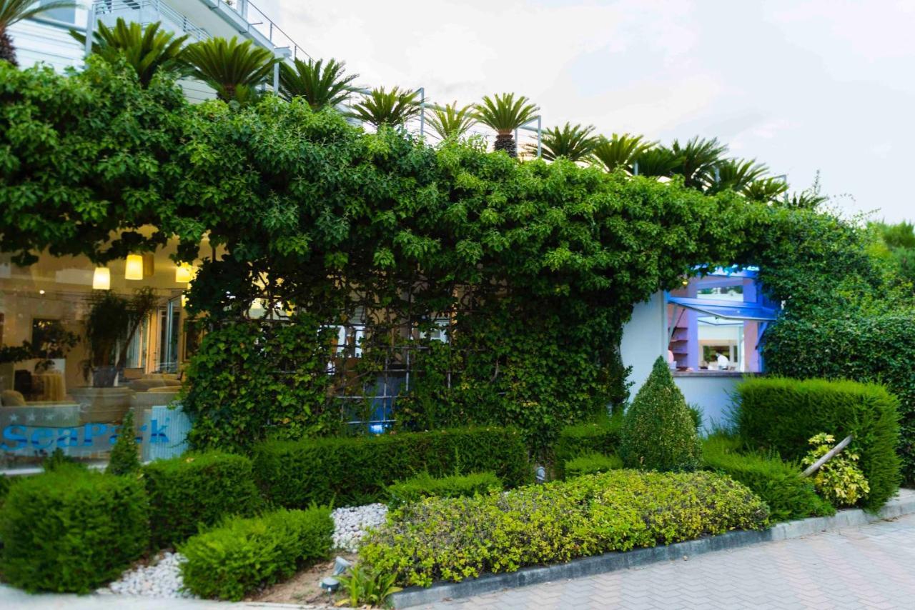 Seapark Spa Resort 길라노바리도 외부 사진