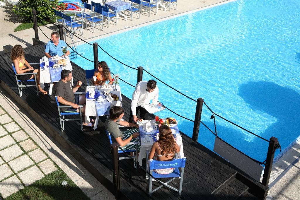 Seapark Spa Resort 길라노바리도 외부 사진