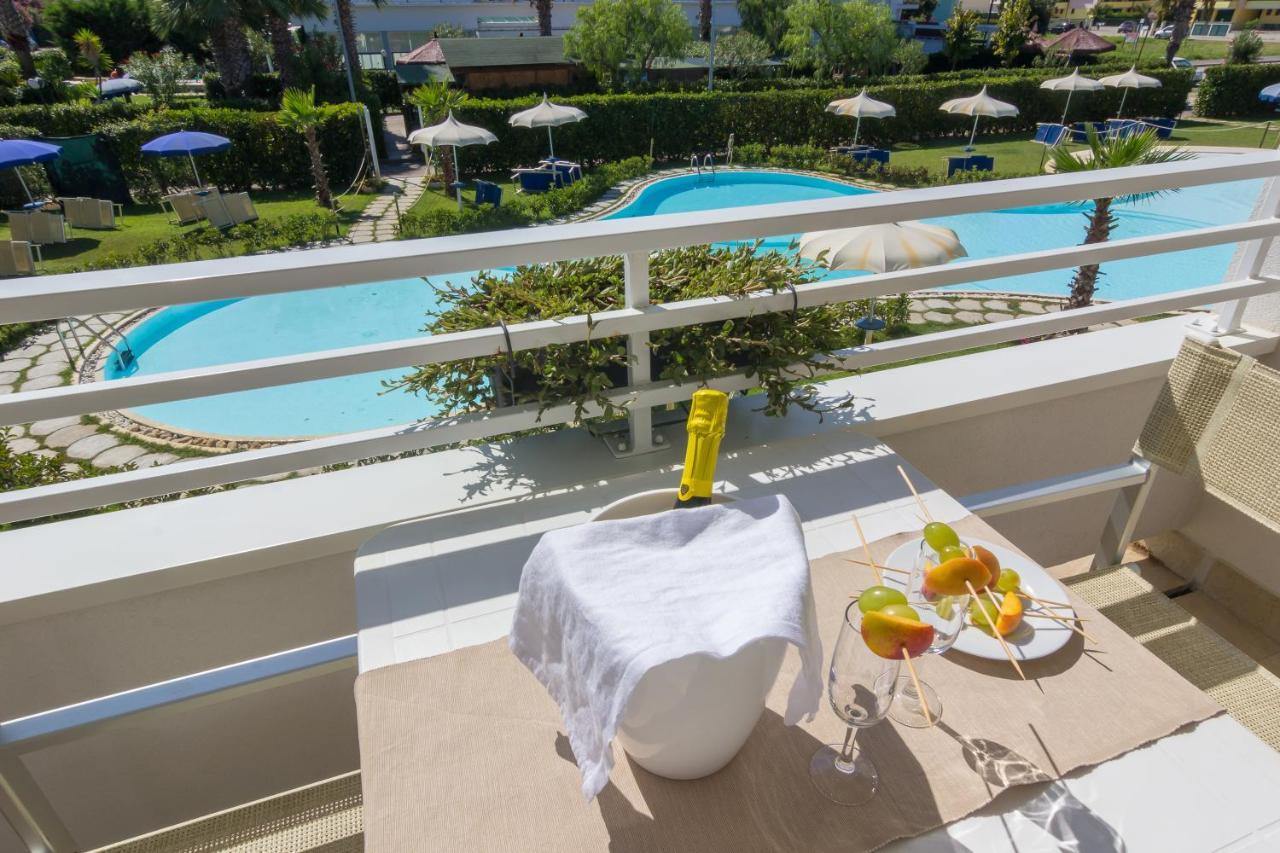 Seapark Spa Resort 길라노바리도 외부 사진